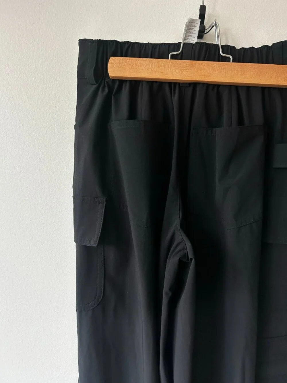 Alo Workwear Cargo Pant Size: XS | Color Black